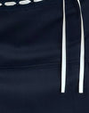 Marineblau mit weißem Einband