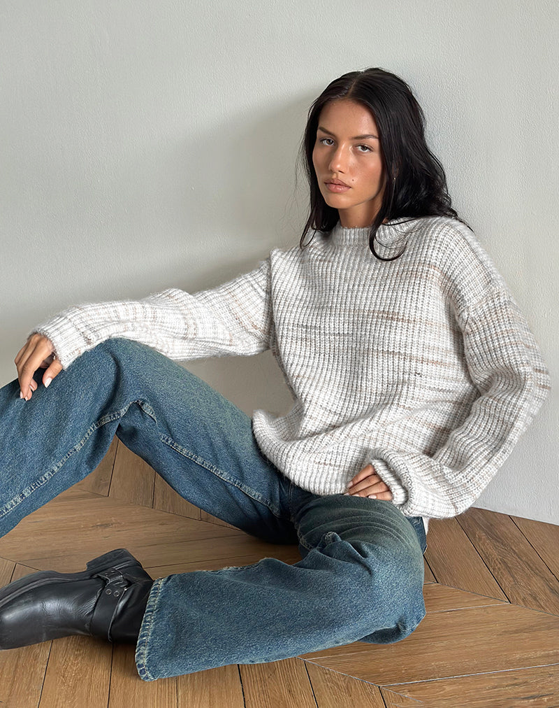 Karu Pullover aus neutralem gebürstetem Strick