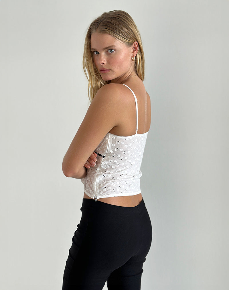 Image von Katisa Top in Broderie Weiß