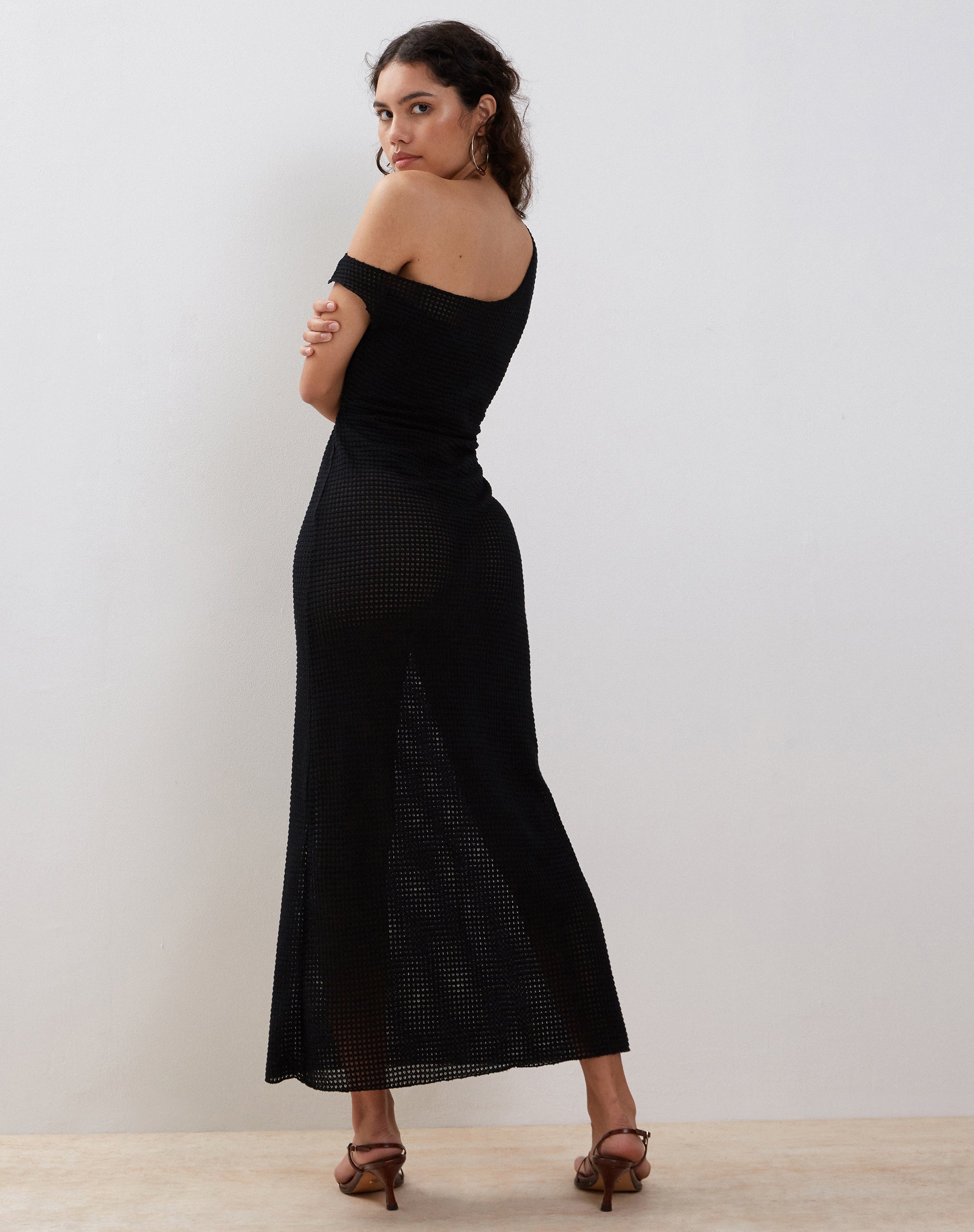 Image of Katja Maxikleid in Schwarz Strukturierte Häkelarbeit