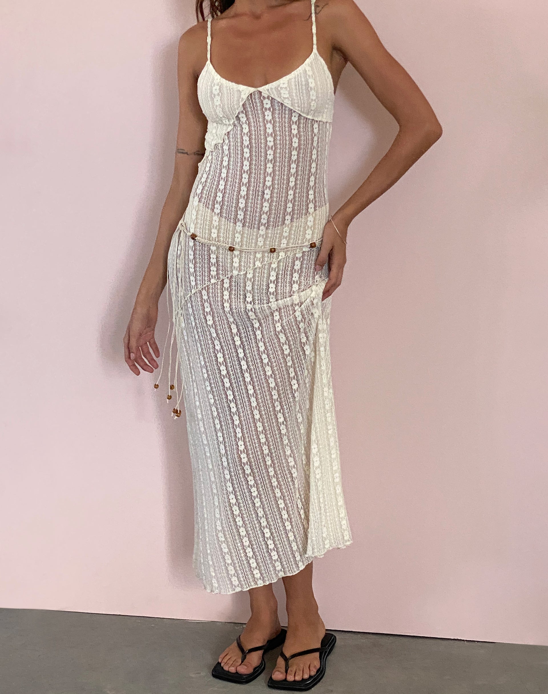Bild von Kehlani Transparentes Midikleid aus cremefarbener Spitze