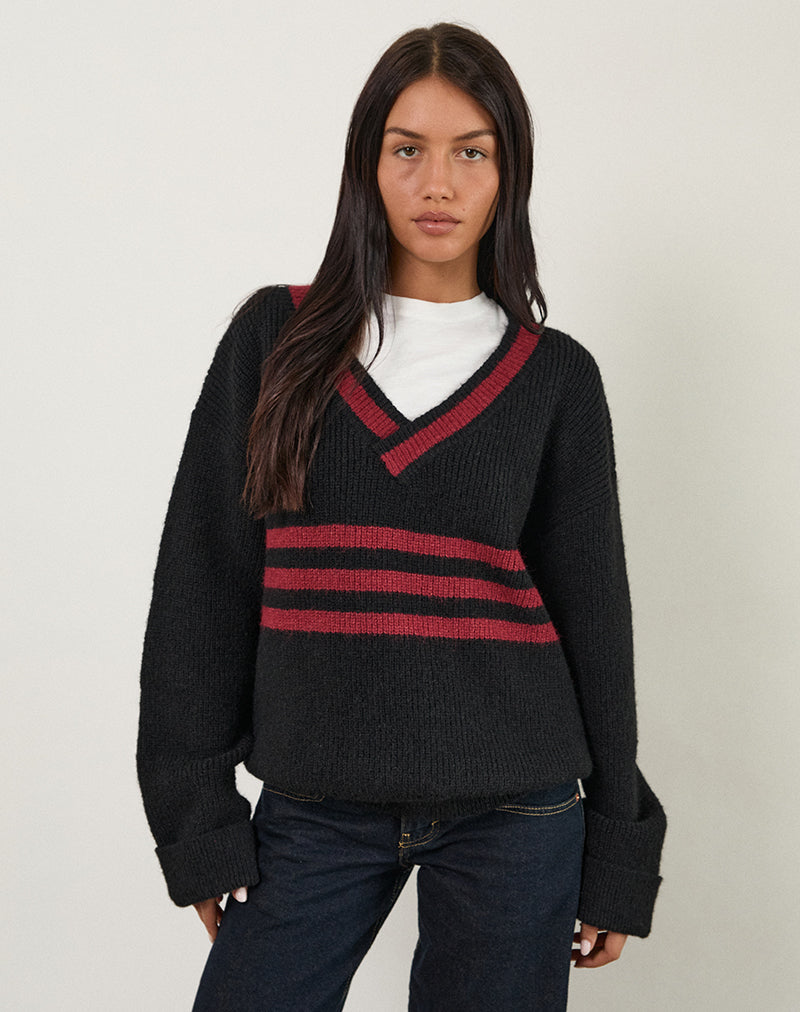 Knitza Pullover in Schwarz mit roten Streifen