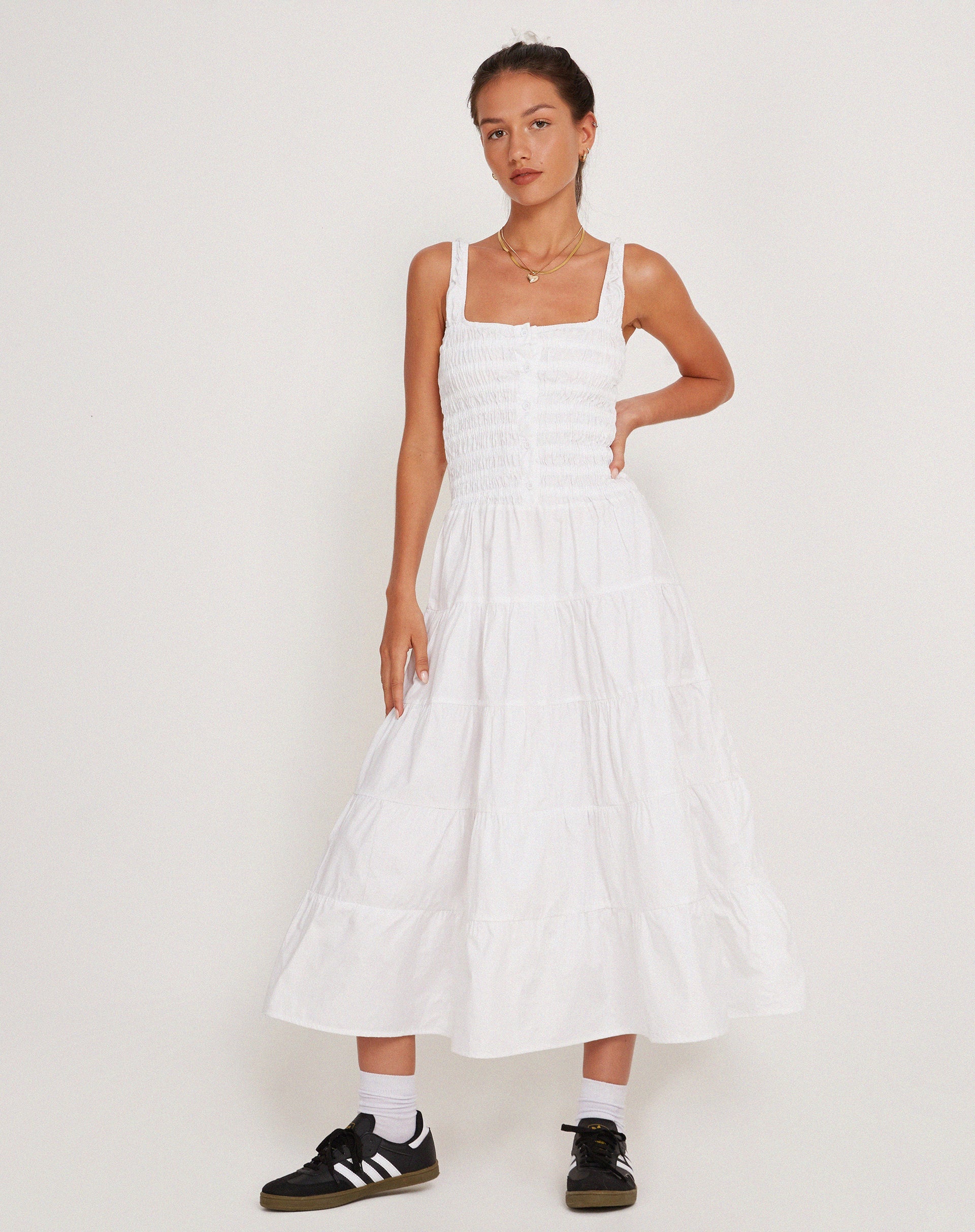 Image of Koizumi Gestuftes Maxikleid aus Popeline Weiß