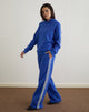 Image of Oze Track Pant in Kobaltblau mit Buttermilch-Bindung