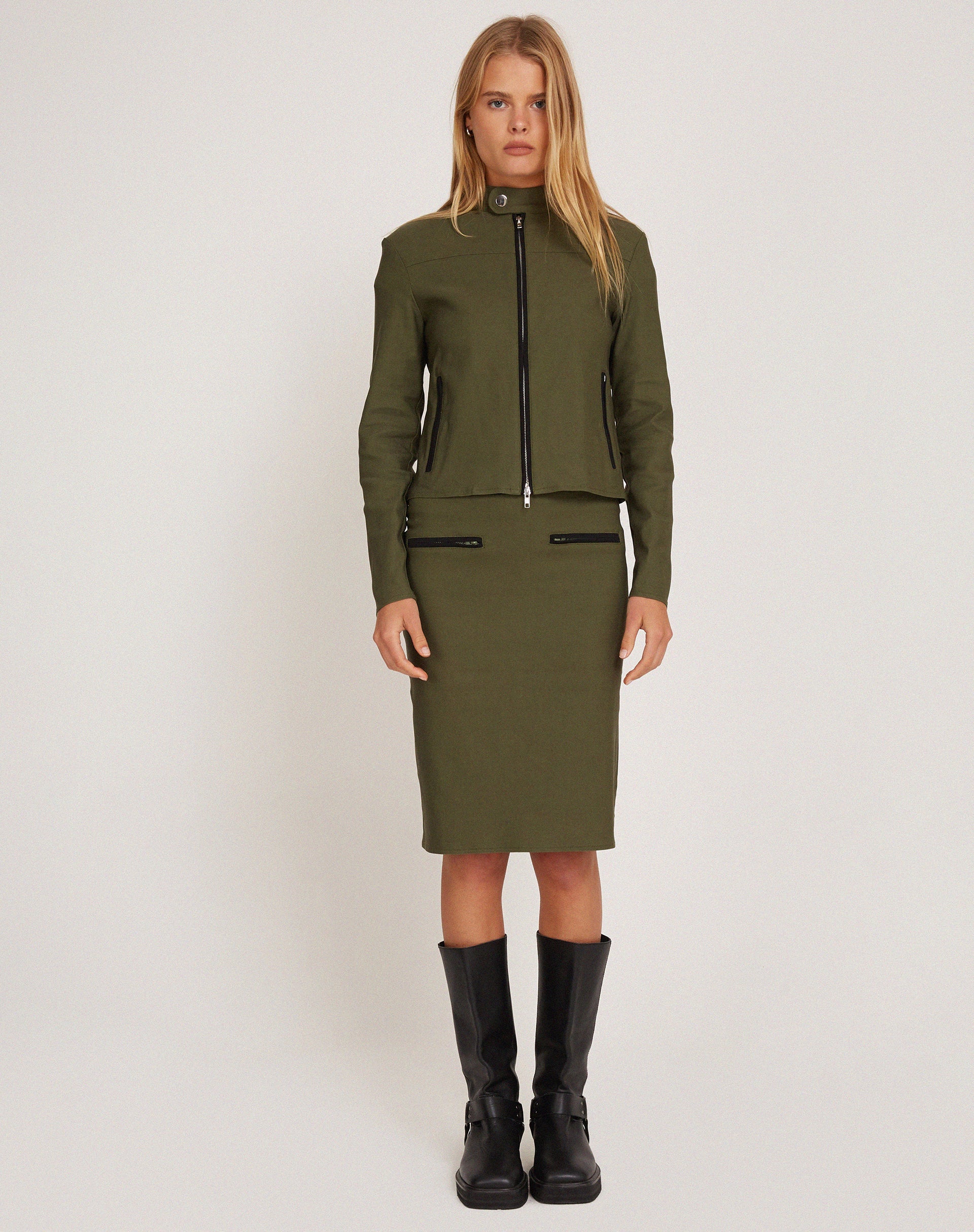 Bild von Pandu Midirock in Tailoring Army Green