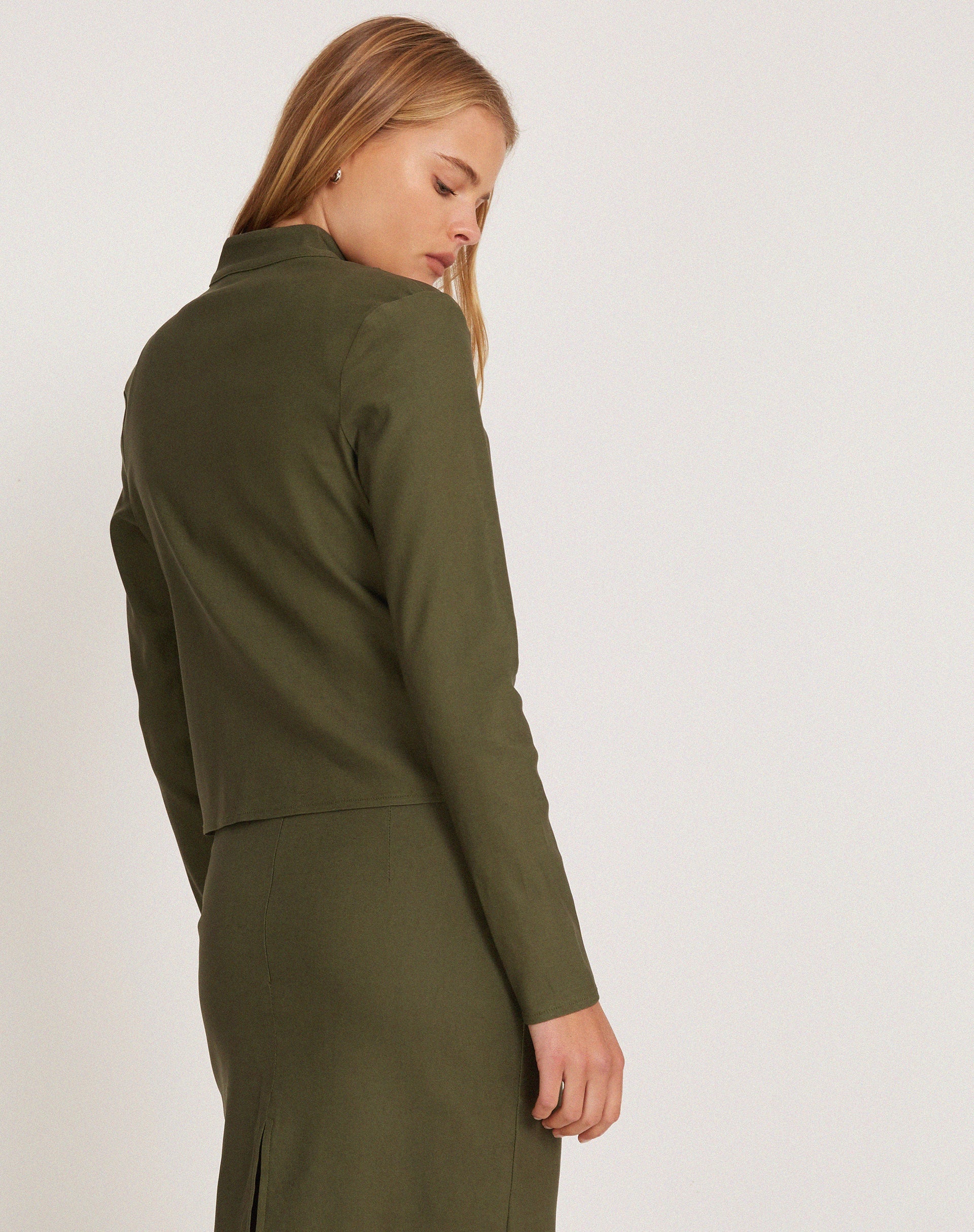 Image of Livia Jacke in Tailoring Army Green