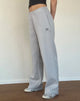 Bild von Loose Jogger in Lunar Rock mit Ocean Storm Schleifenstickerei