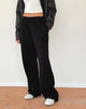 Bild von Loose Jogger in Schwarz mit 'M'-Stickerei