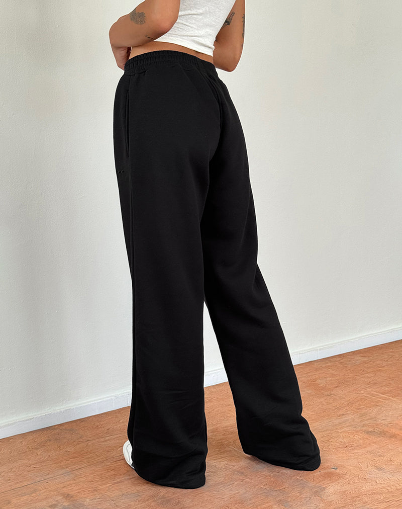 Bild von Loose Jogger in Schwarz mit 'M'-Stickerei