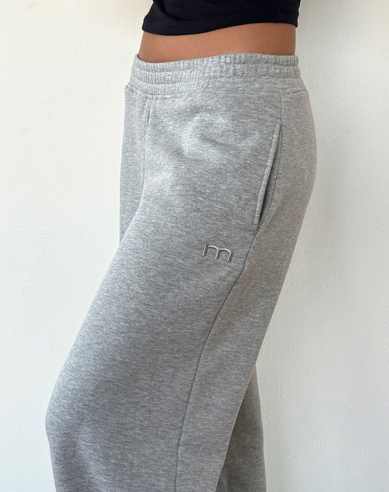 Image of Loose Jogger in Grau meliert mit M-Stickerei