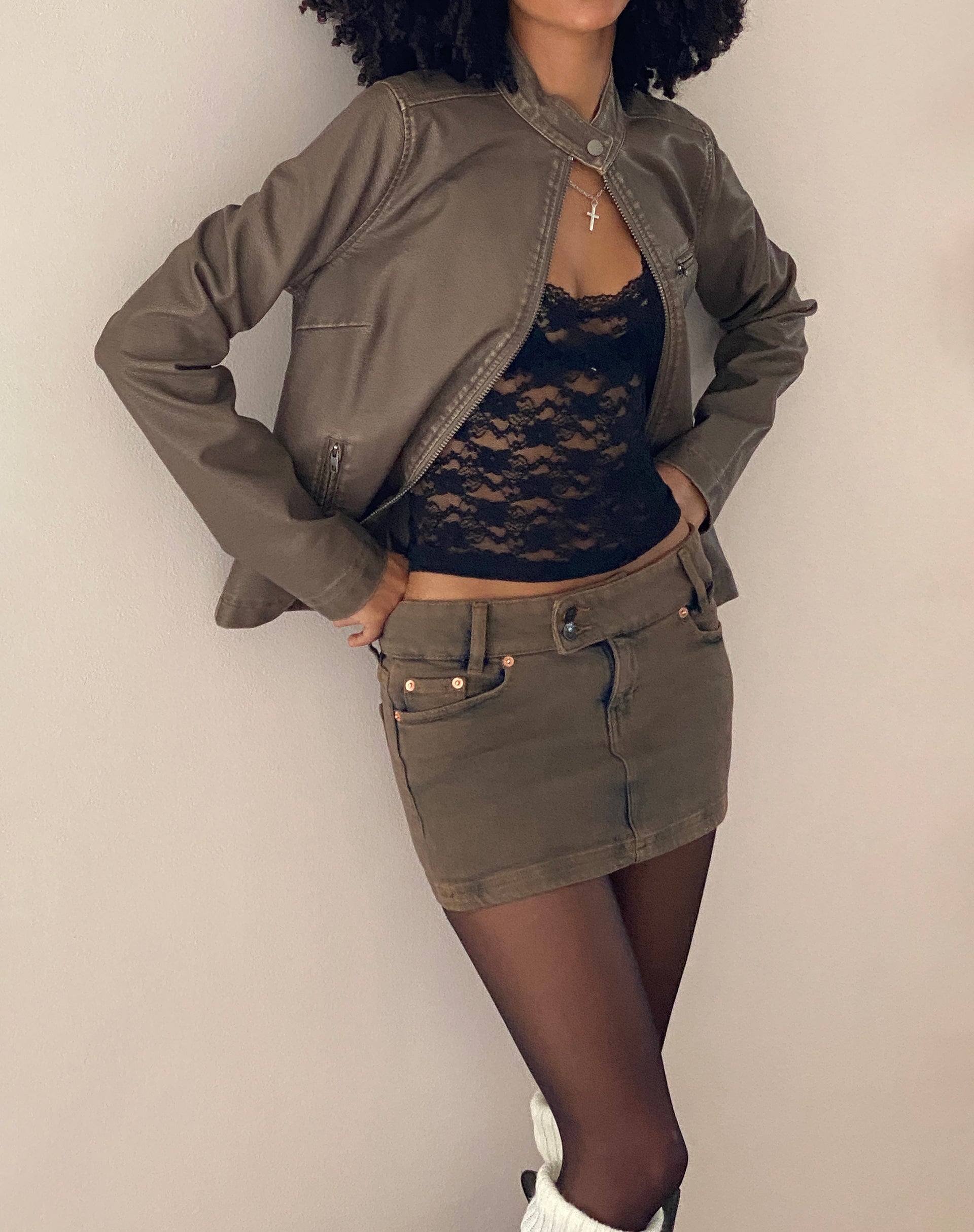Bild von Low Rise Denim Mini Rock in Sand