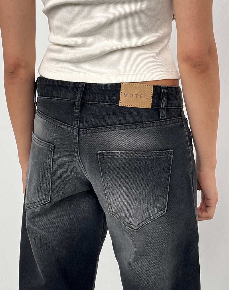 Bild von Low Rise Parallel Jeans In Extreme Black Wash