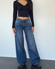 Bild von Roomy Extra Wide Low Rise Jean in College Blau