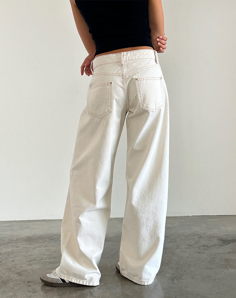 Bild von Roomy Extra Wide Low Rise Jeans in Off White