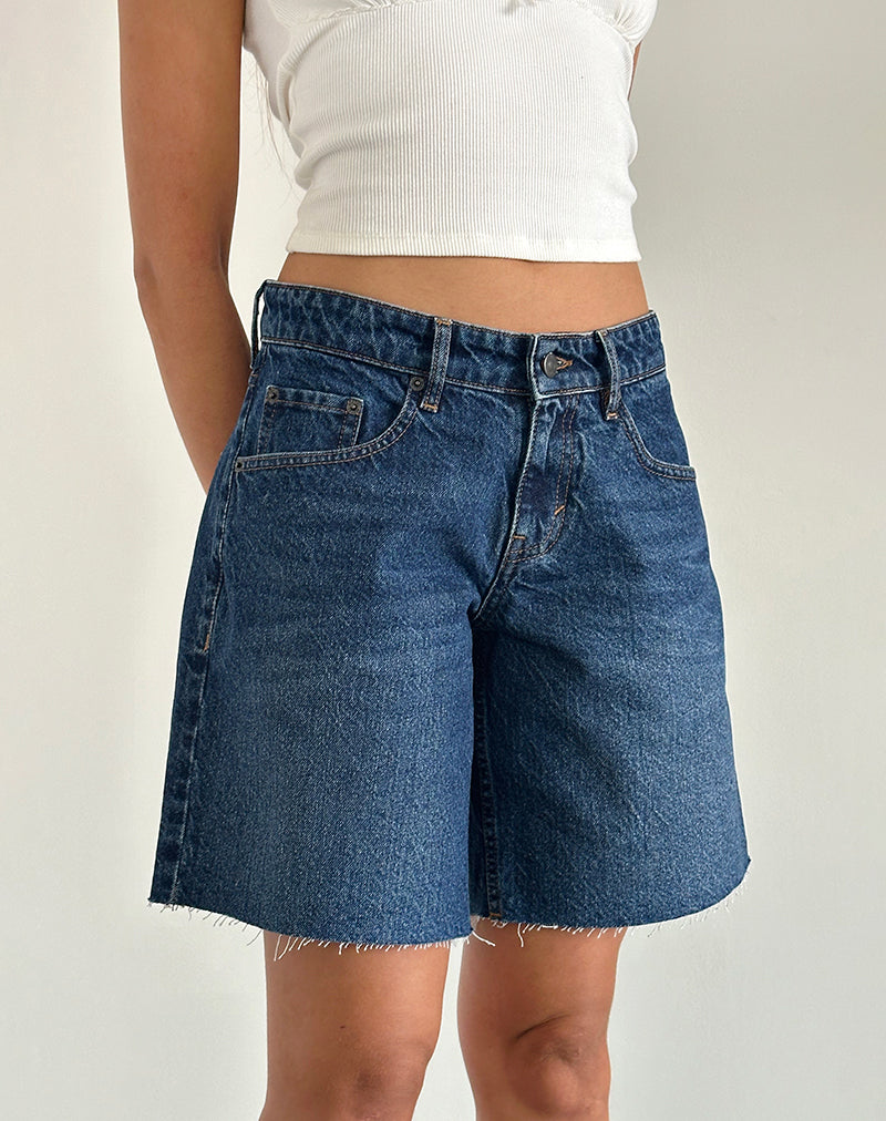 Geräumige Low Rise Jorts in Mid Blue Used