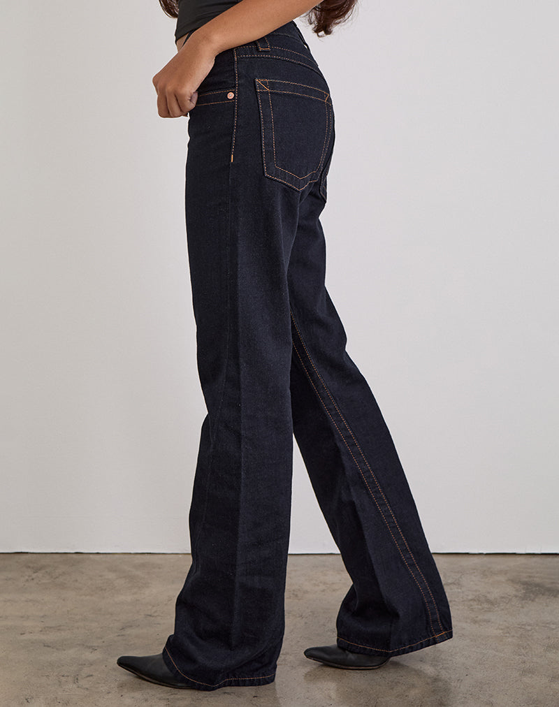 Low Rise Jeans mit gedrehter Naht in Rinse