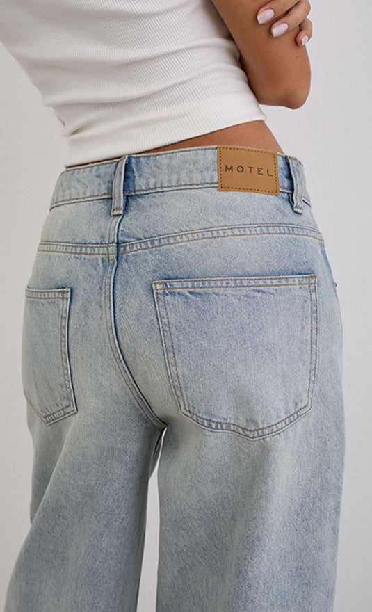 Niedrig gesäumt Geräumig