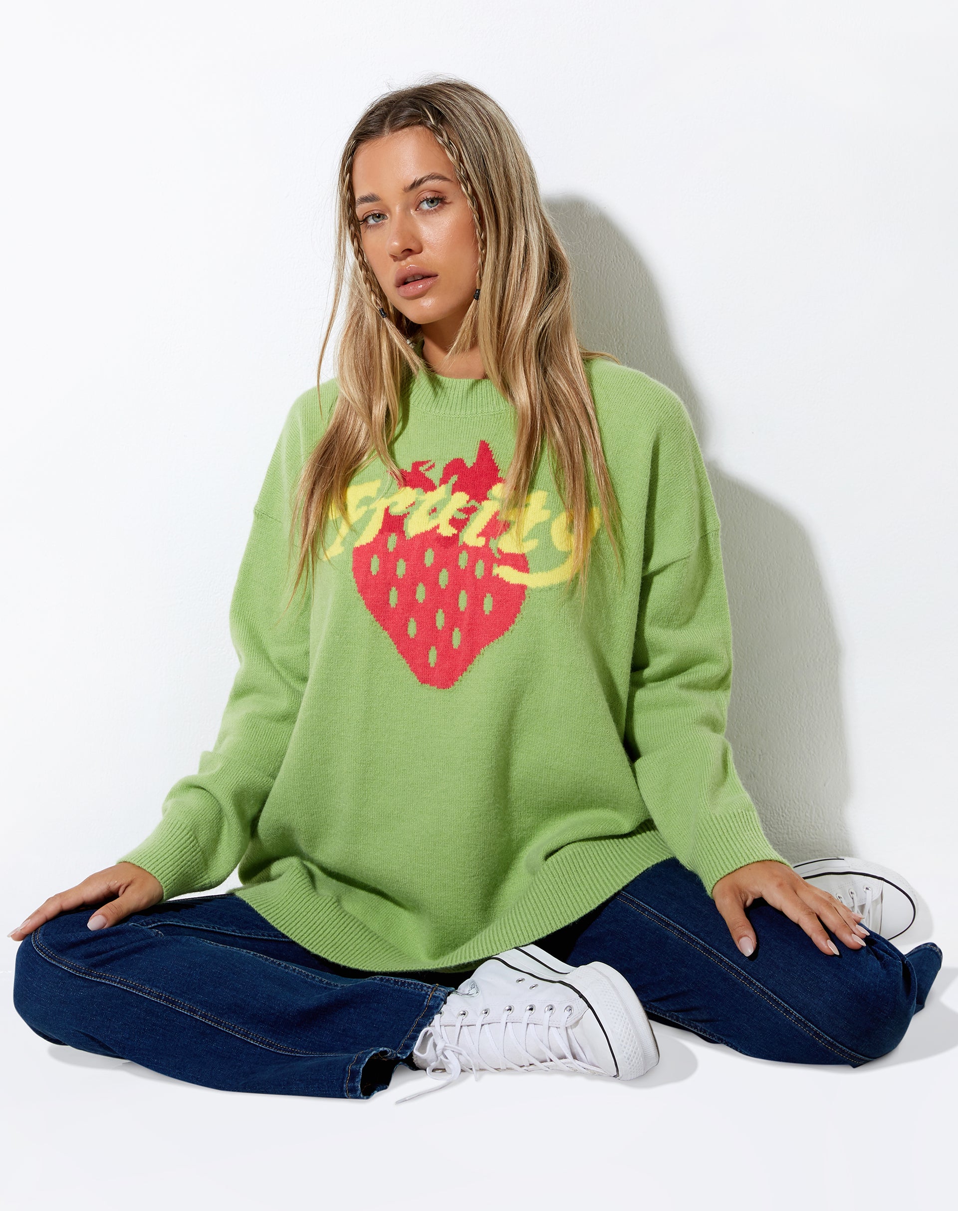 IMAGE OF Lulees Pullover in Lime Fruity