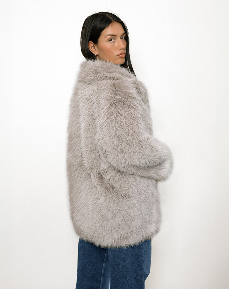 Image of Lupita Jacke aus Kunstpelz Taupe