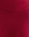 Rot mit schwarzem Micro-Polka-Druck