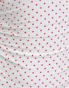 Weiß mit rotem Mikro-Polka-Druck