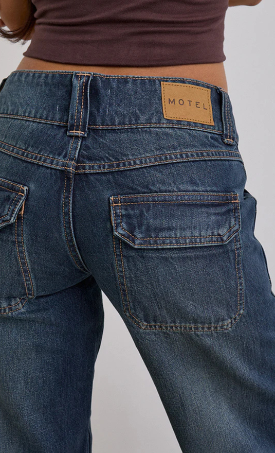 Entspannter Cargo mit niedrigem Rise