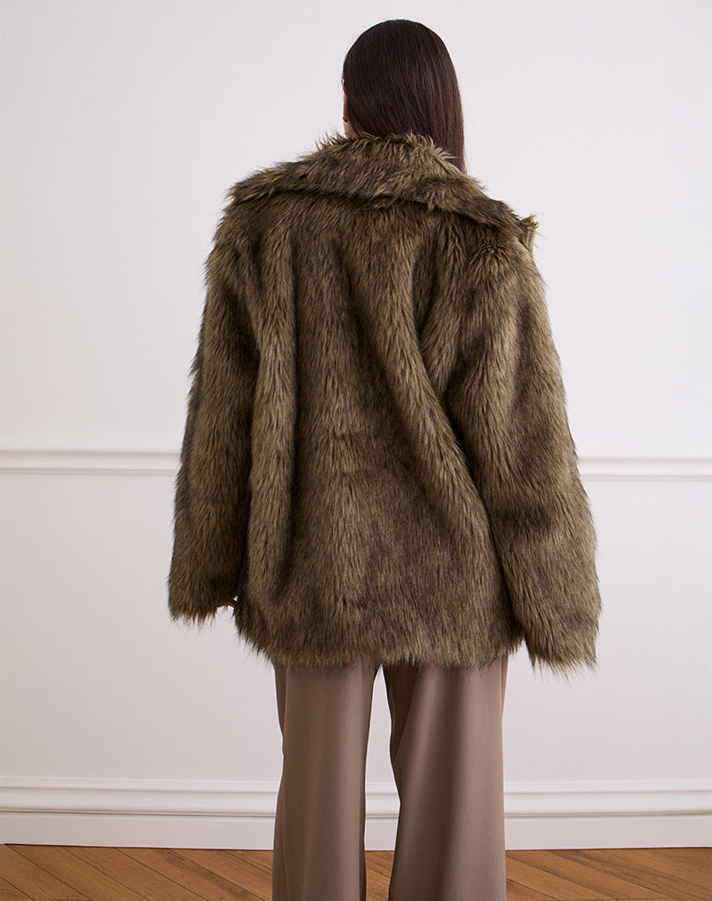 Image of Lupita Jacke aus langem Kunstpelz Braun