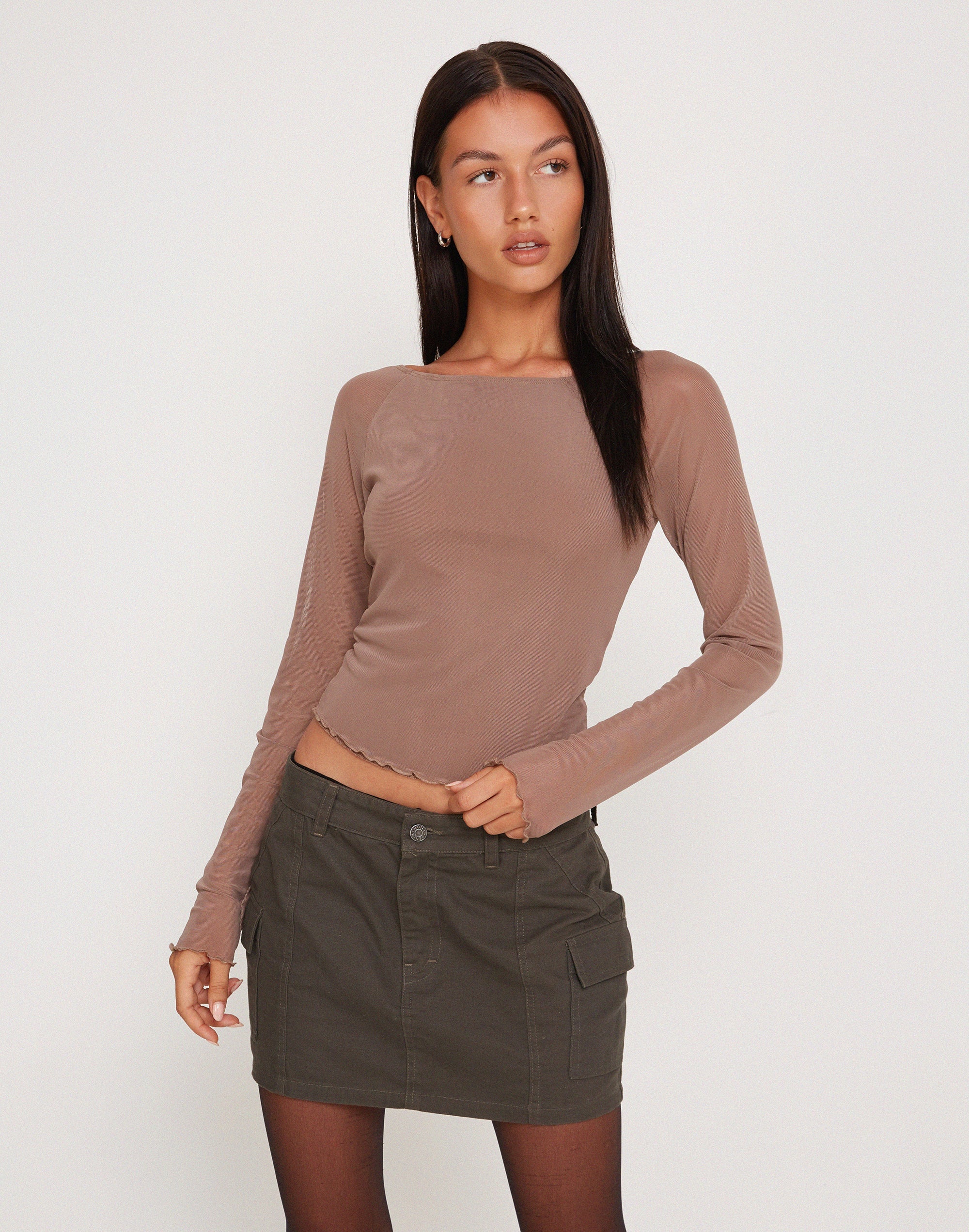 Image of Mahira Langärmeliges Mesh-Top in Hellbraun