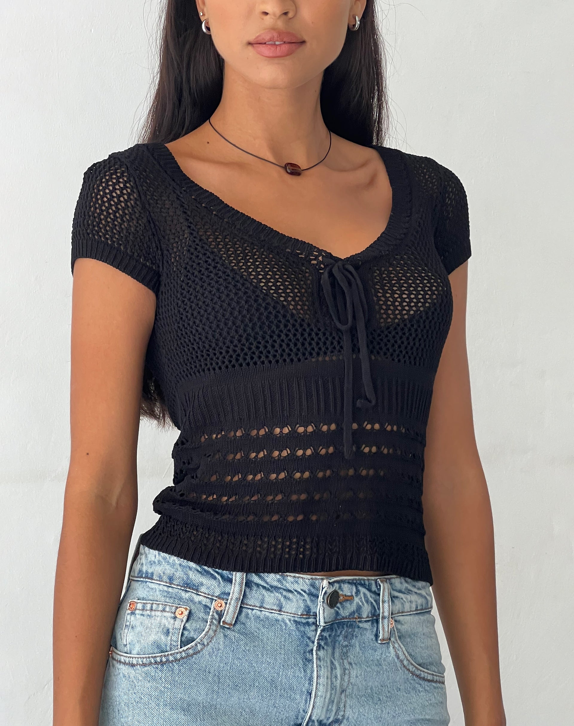 Image of Maika Stricktop in Schwarz