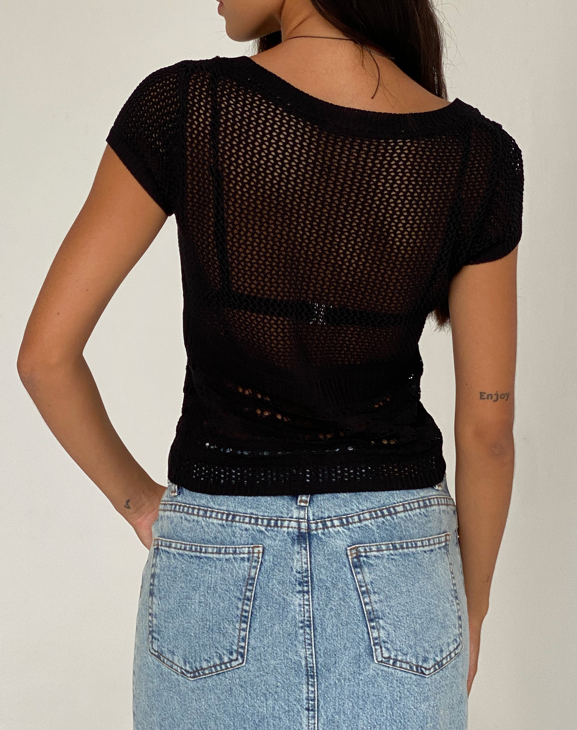 Image of Maika Stricktop in Schwarz