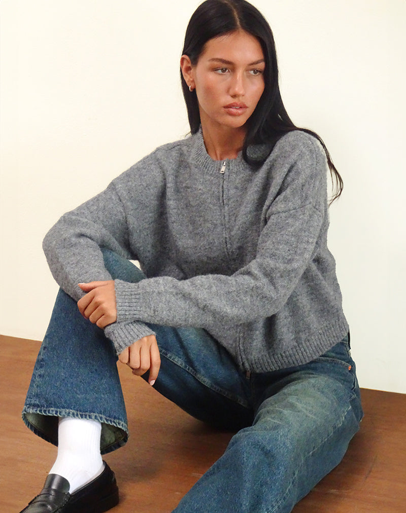 Maira Jacke mit durchgehendem Reißverschluss, grau gestrickt