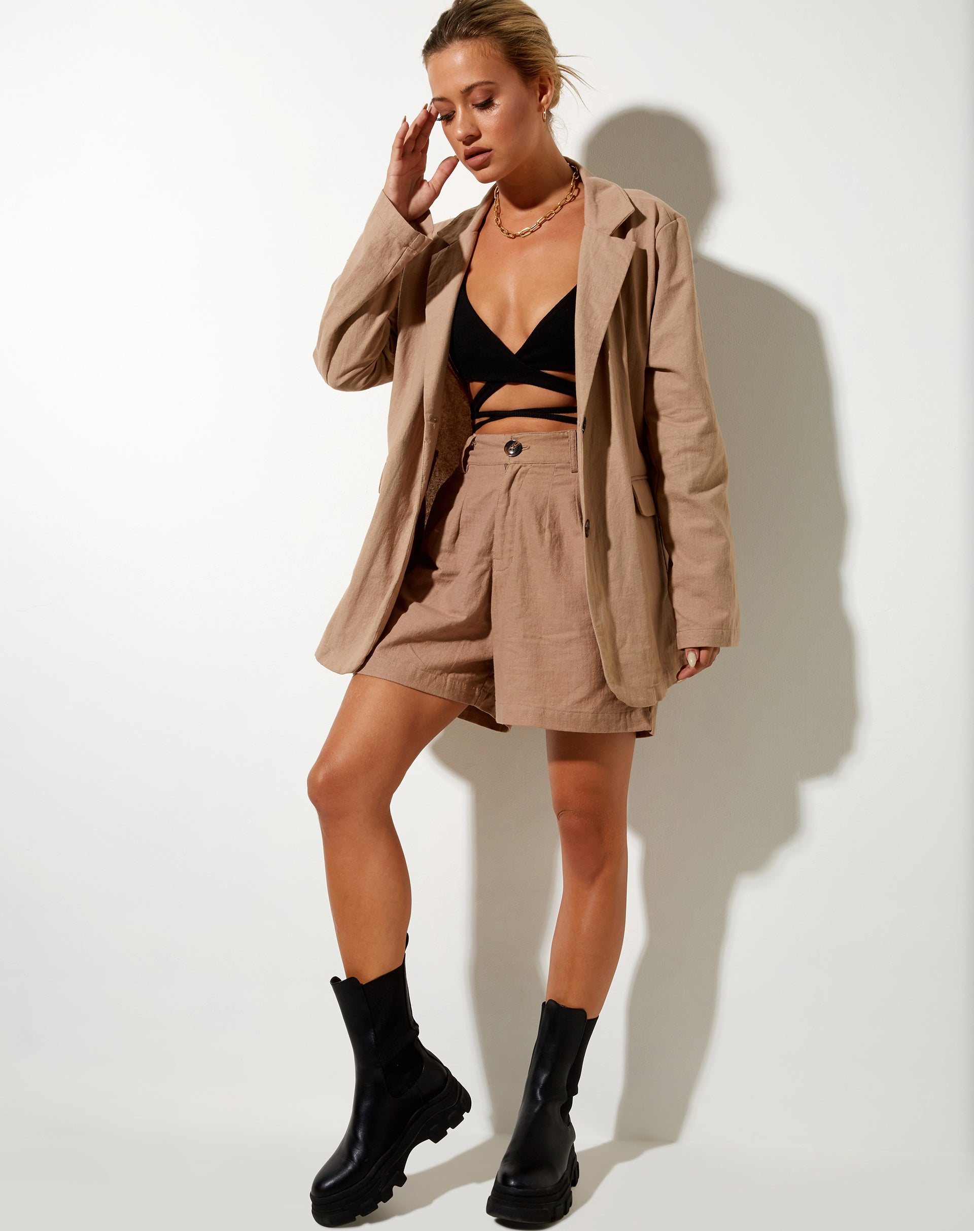 Bild von Maiwa Blazer in Rami Biscuit