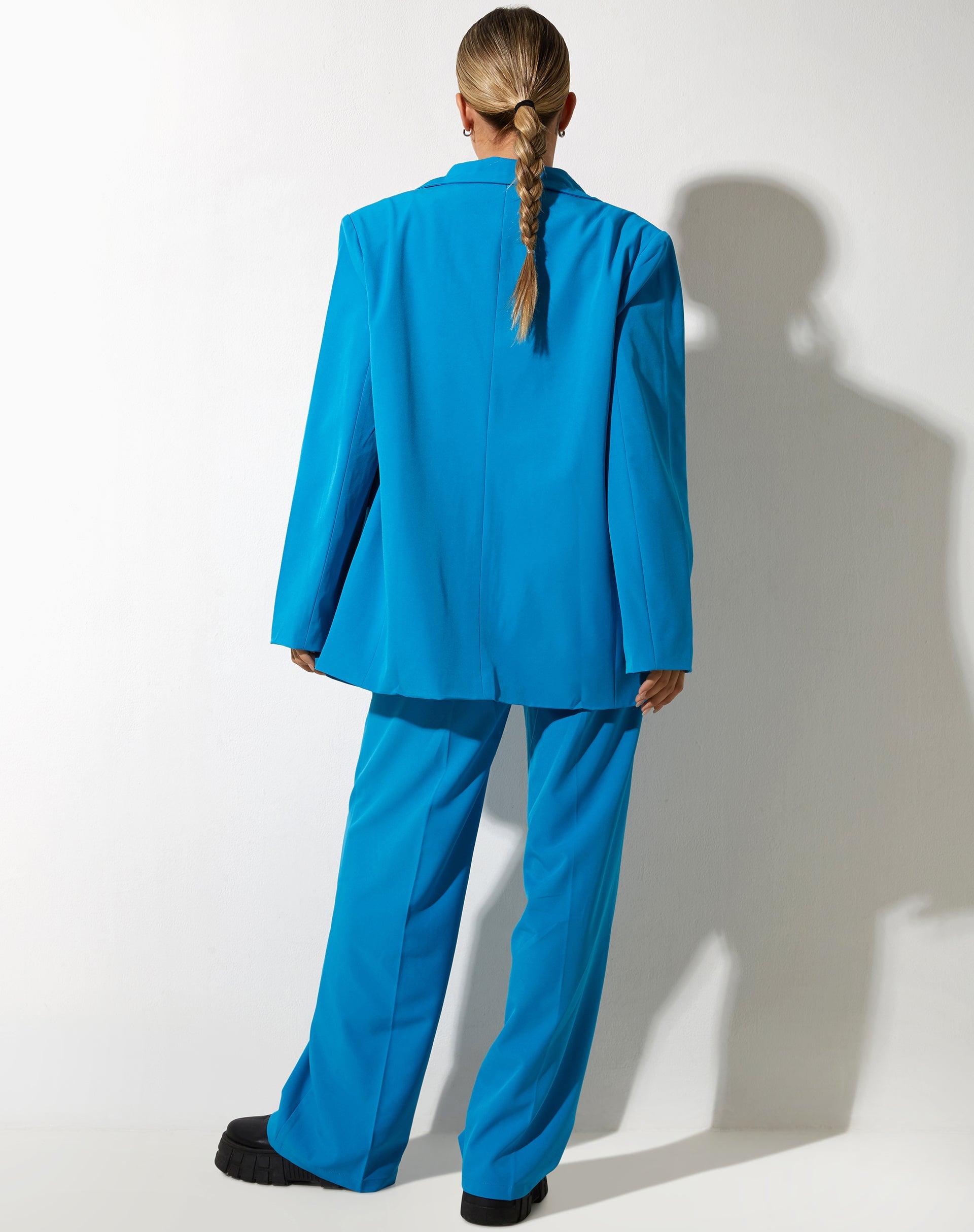 Abbildung des Maiwa Blazers in Tailoring Blue