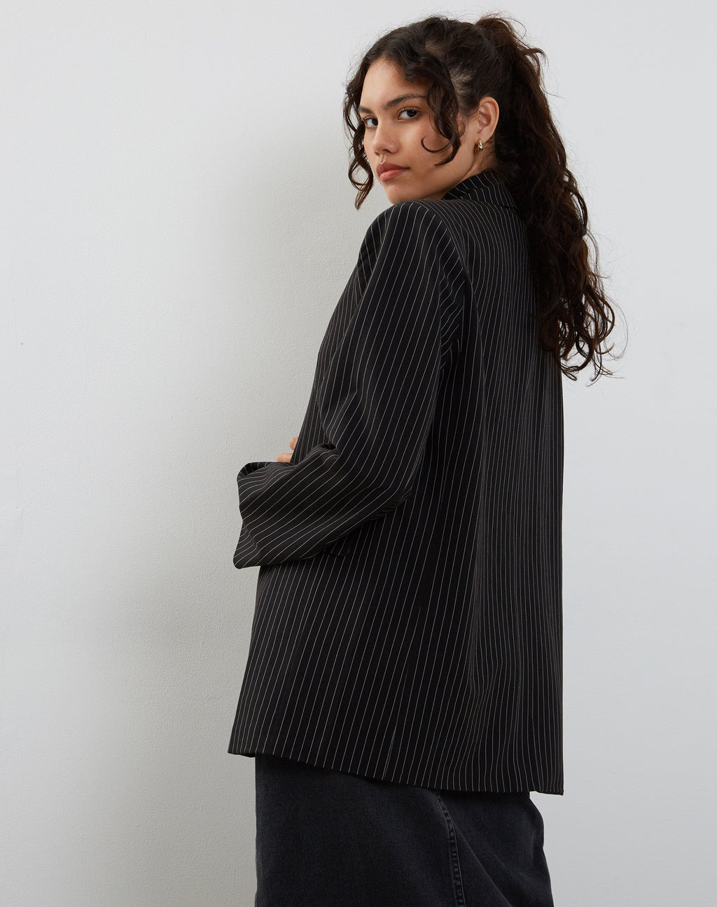 Maiwa Blazer in Nadelstreifen Schwarz