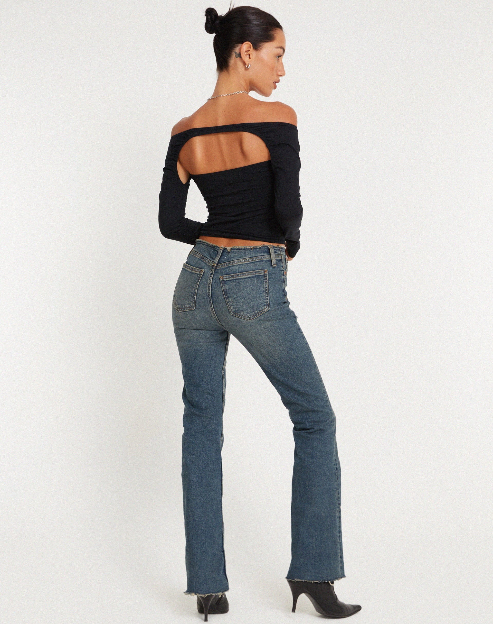 Bild von Malin Eloa Shrug Twinset Schwarz