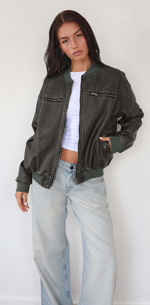 Bild von Marco Distressed Bomber Jacket in PU Charcoal