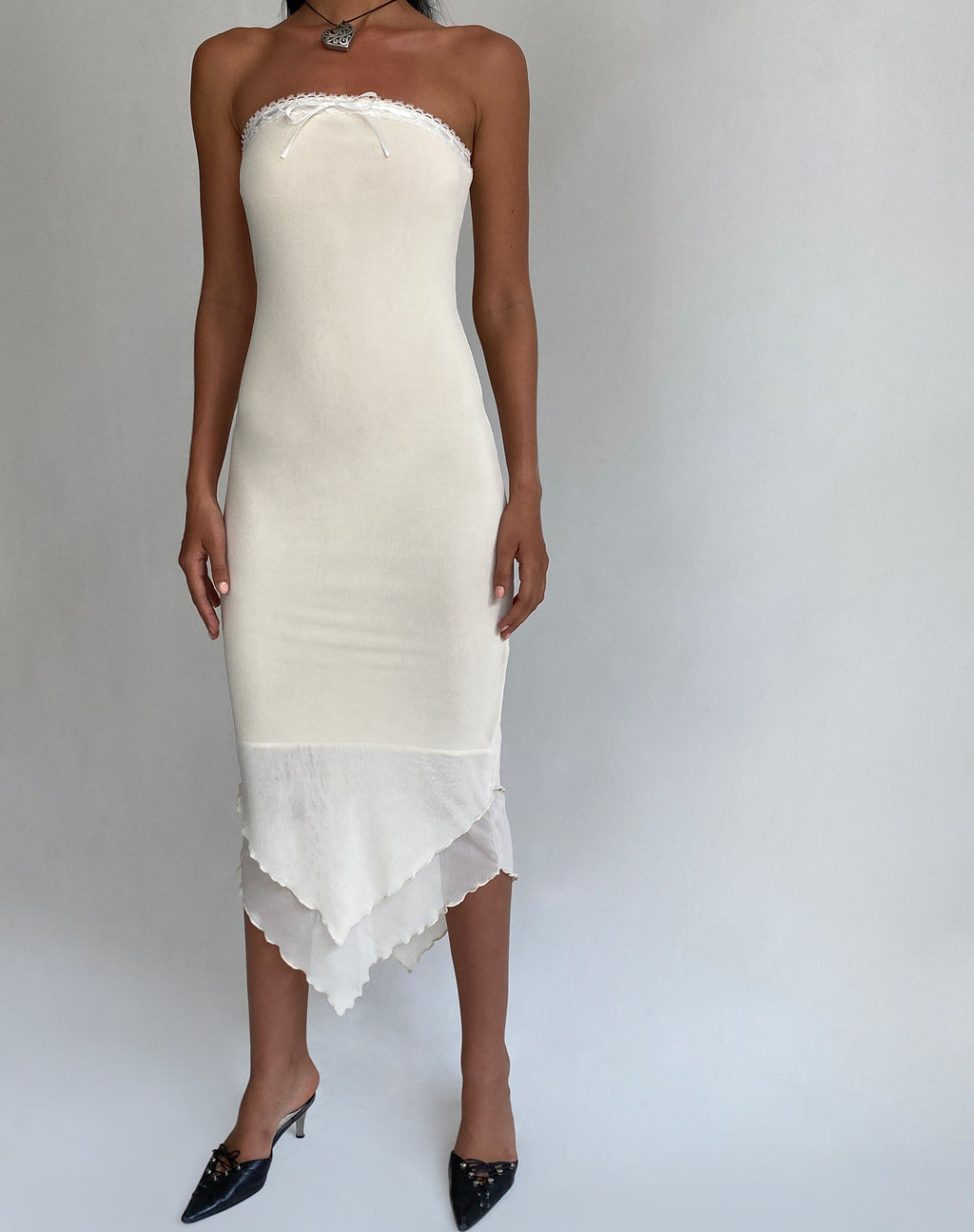 Marve Bandeau Maxikleid aus Mesh Creme