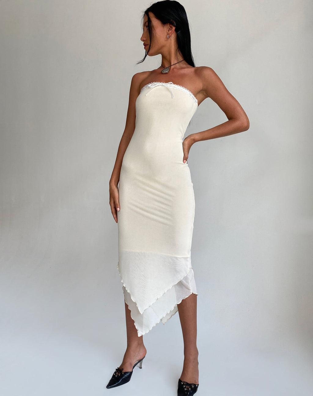 Marve Bandeau Maxikleid aus Mesh Creme