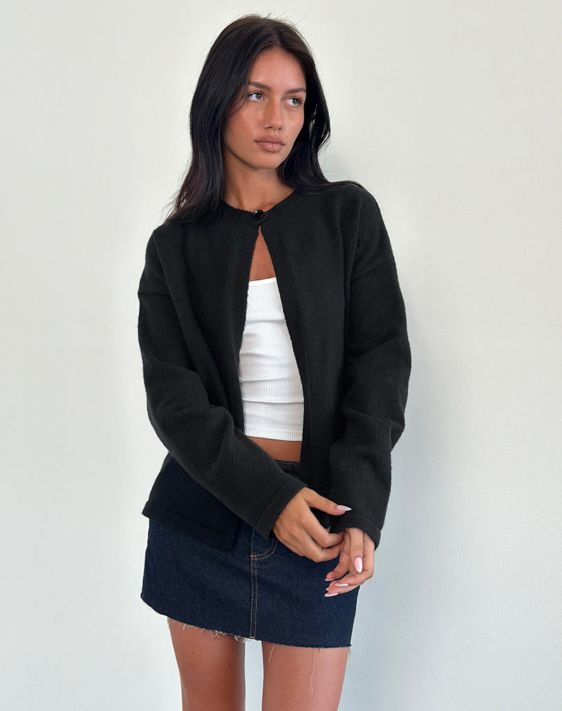Bild von Maureen Cardi in Schwarz