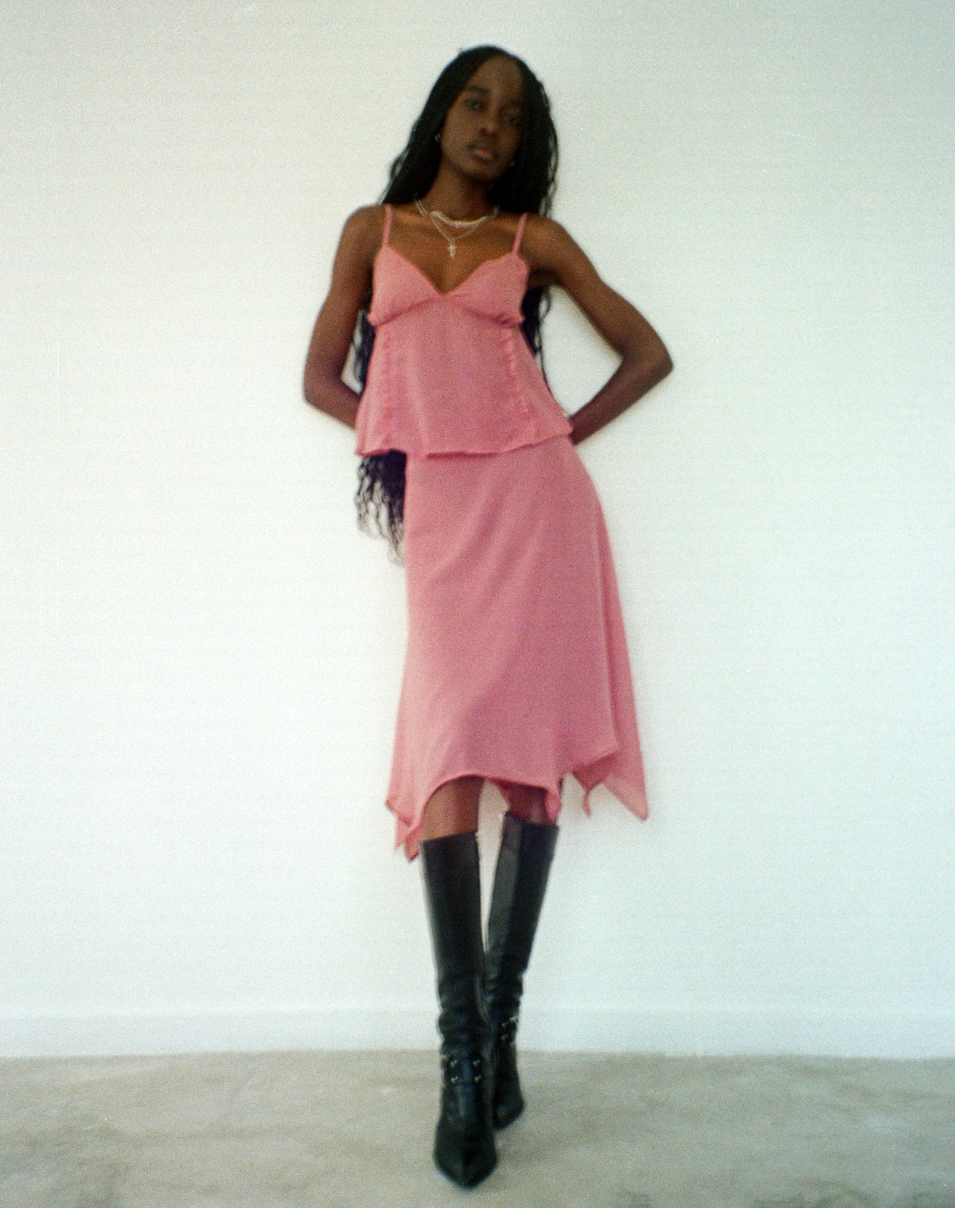 Bild von Melly Chiffon Cami Top in Dessert Sand