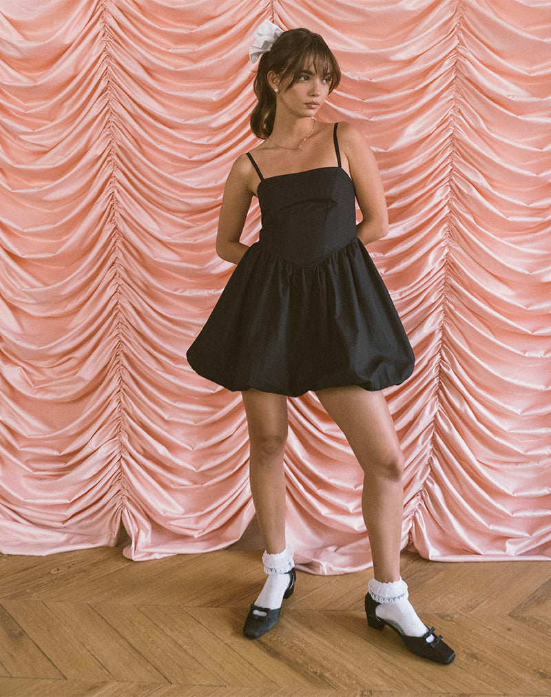 Bild von Micala Pufball Mini Dress in Schwarz