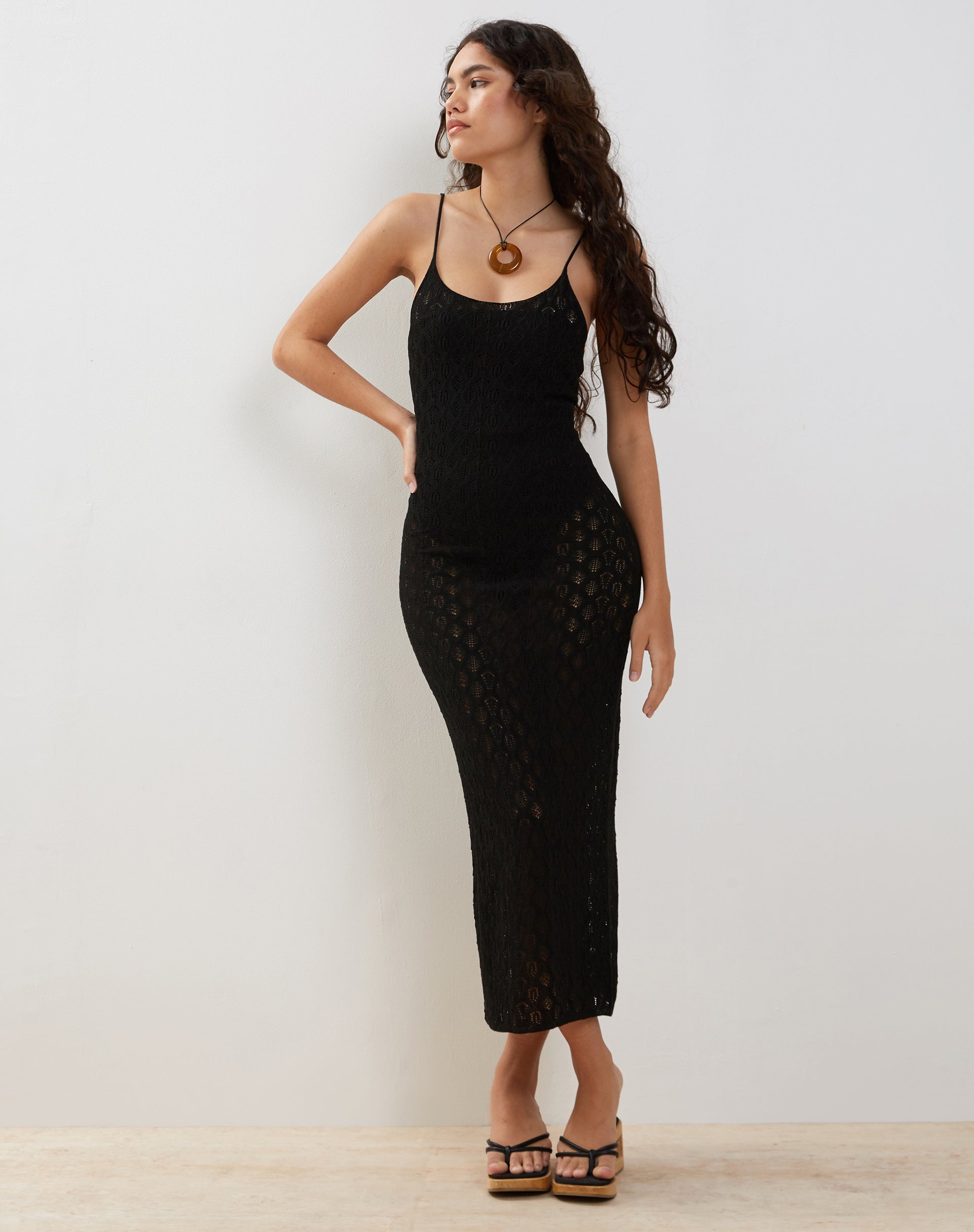 Image of Caroline Maxikleid mit Riemchen aus Mesh Schwarz