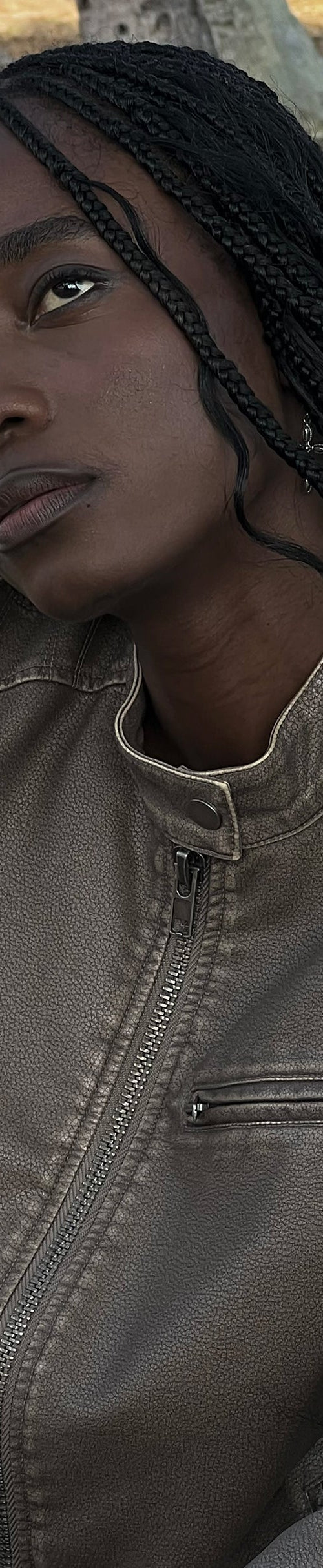 Bild von Mildred Distressed Biker Jacke in PU Olive