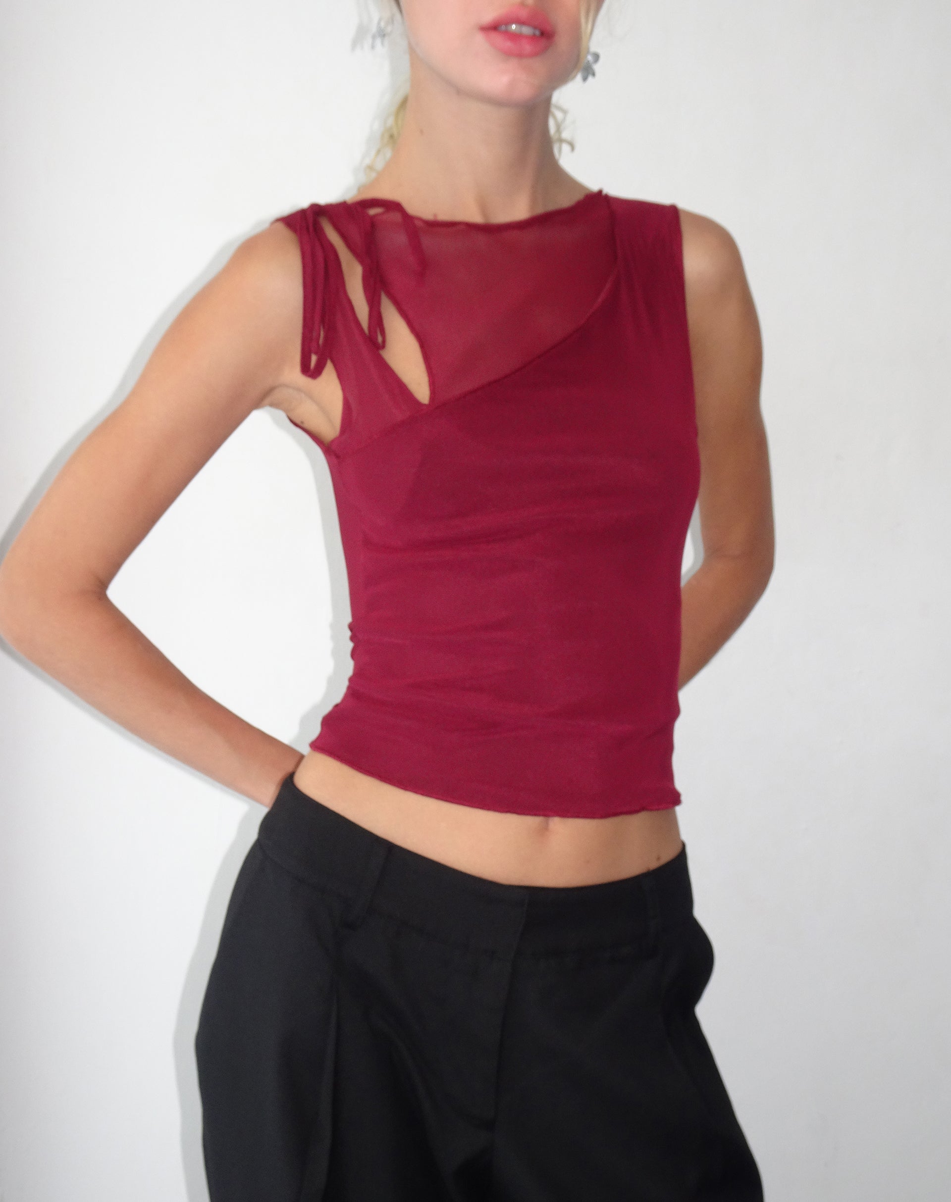 Image of Moni Weste aus Mesh Maroon