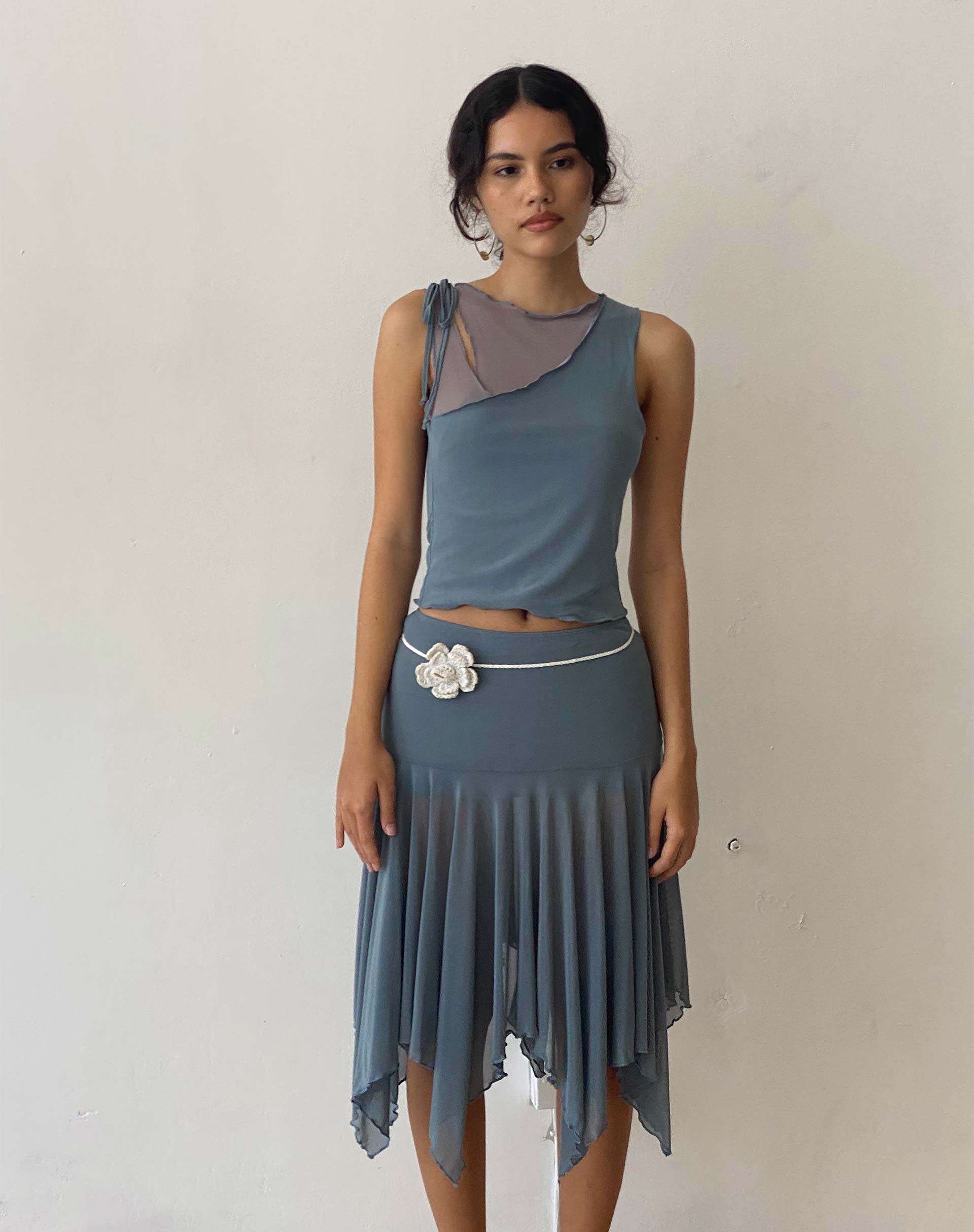 Bild von Moni Vest in Blau Grau Mesh