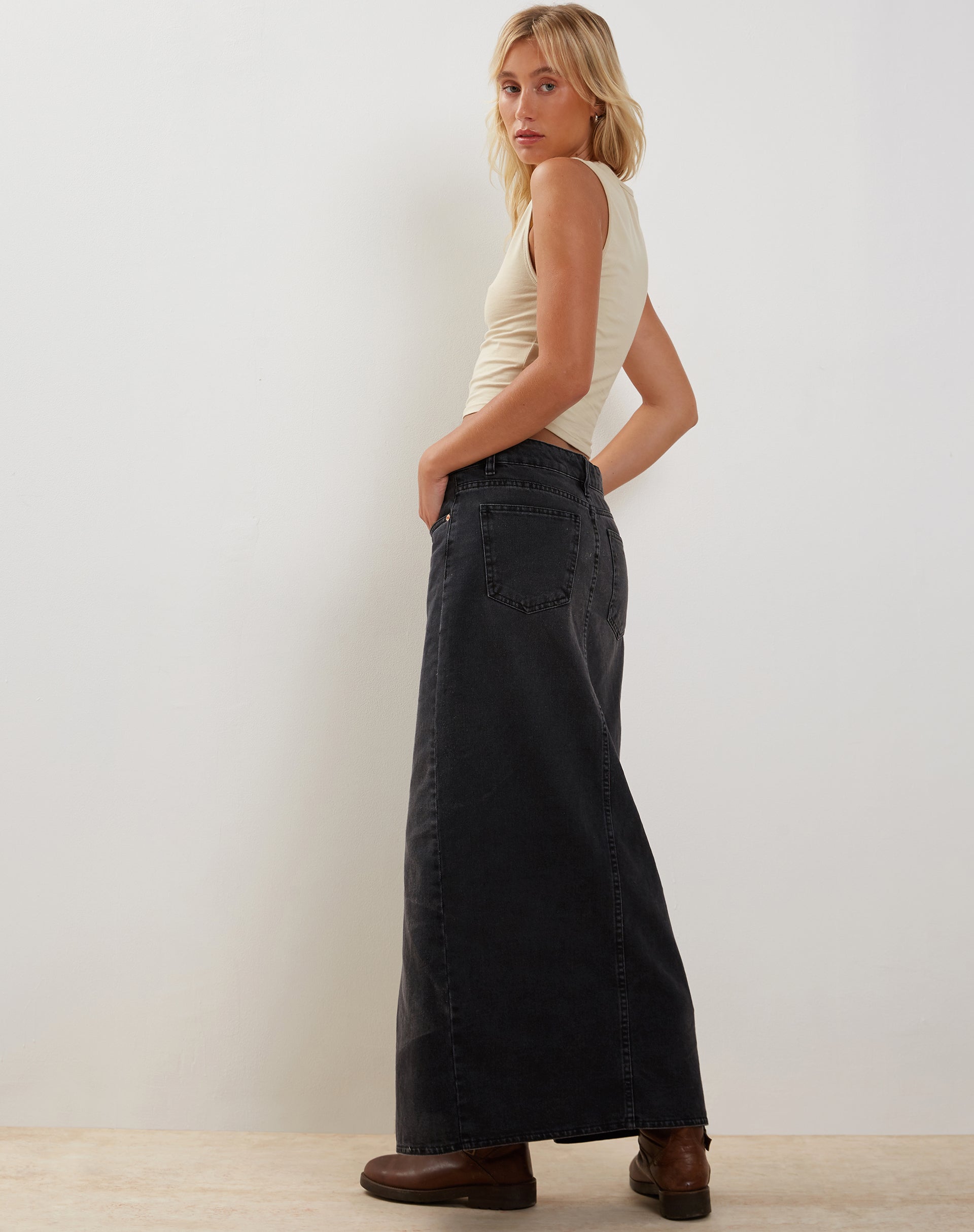 Bild von Monlo Vest Top in Coconut Milk