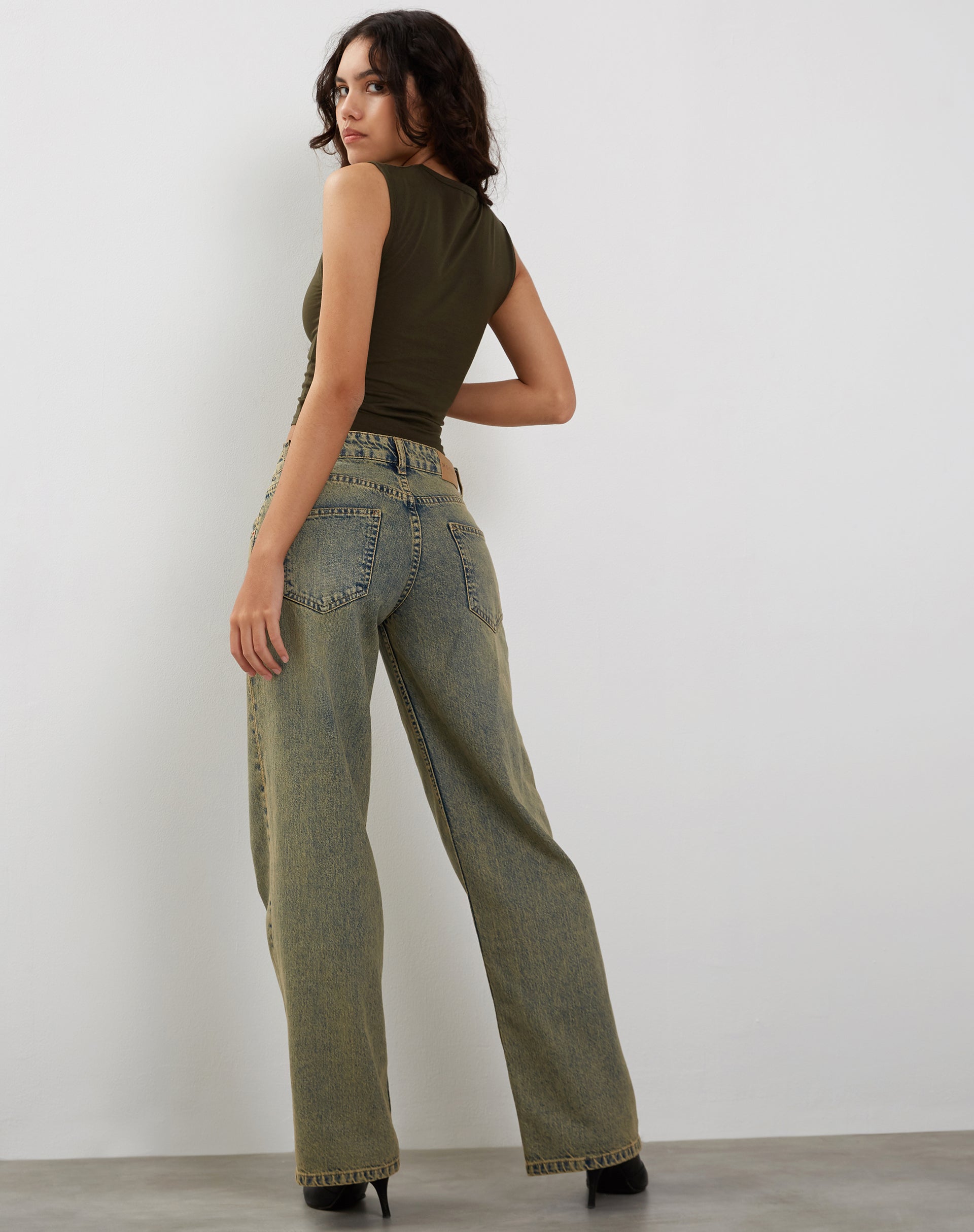 Bild von Monlo Vest Top in Olive