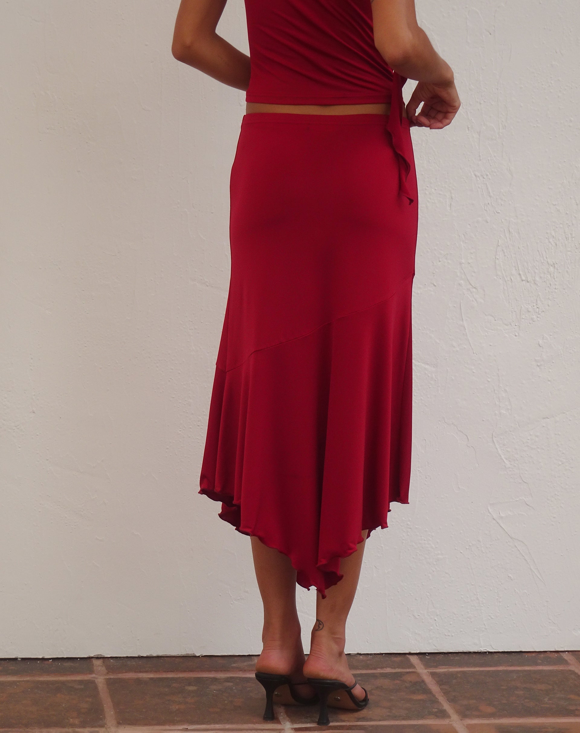 Bild von Cinta Low Rise Midirock in Rot