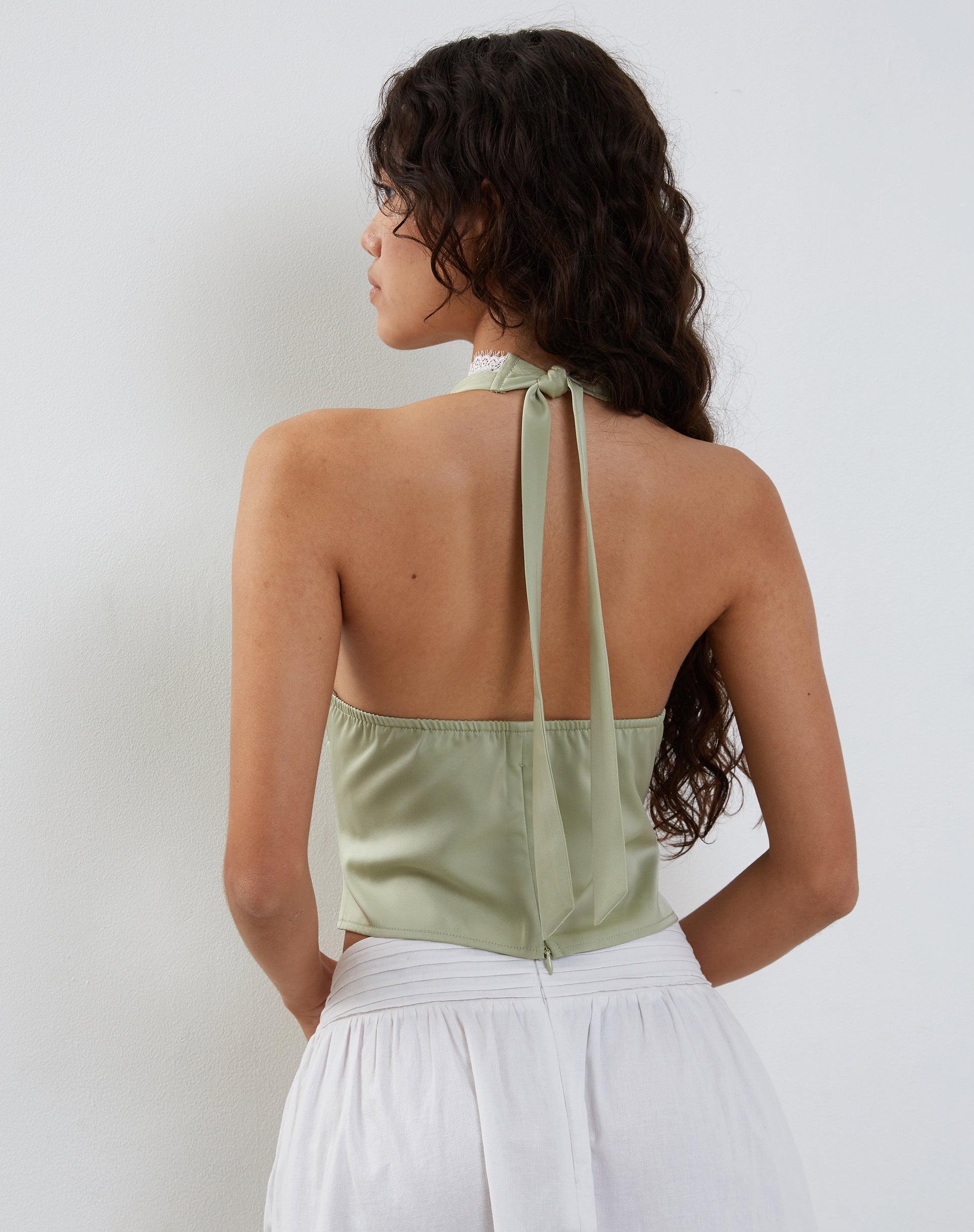Bild von Mutsuki Neckholder-Top aus Satin Mint
