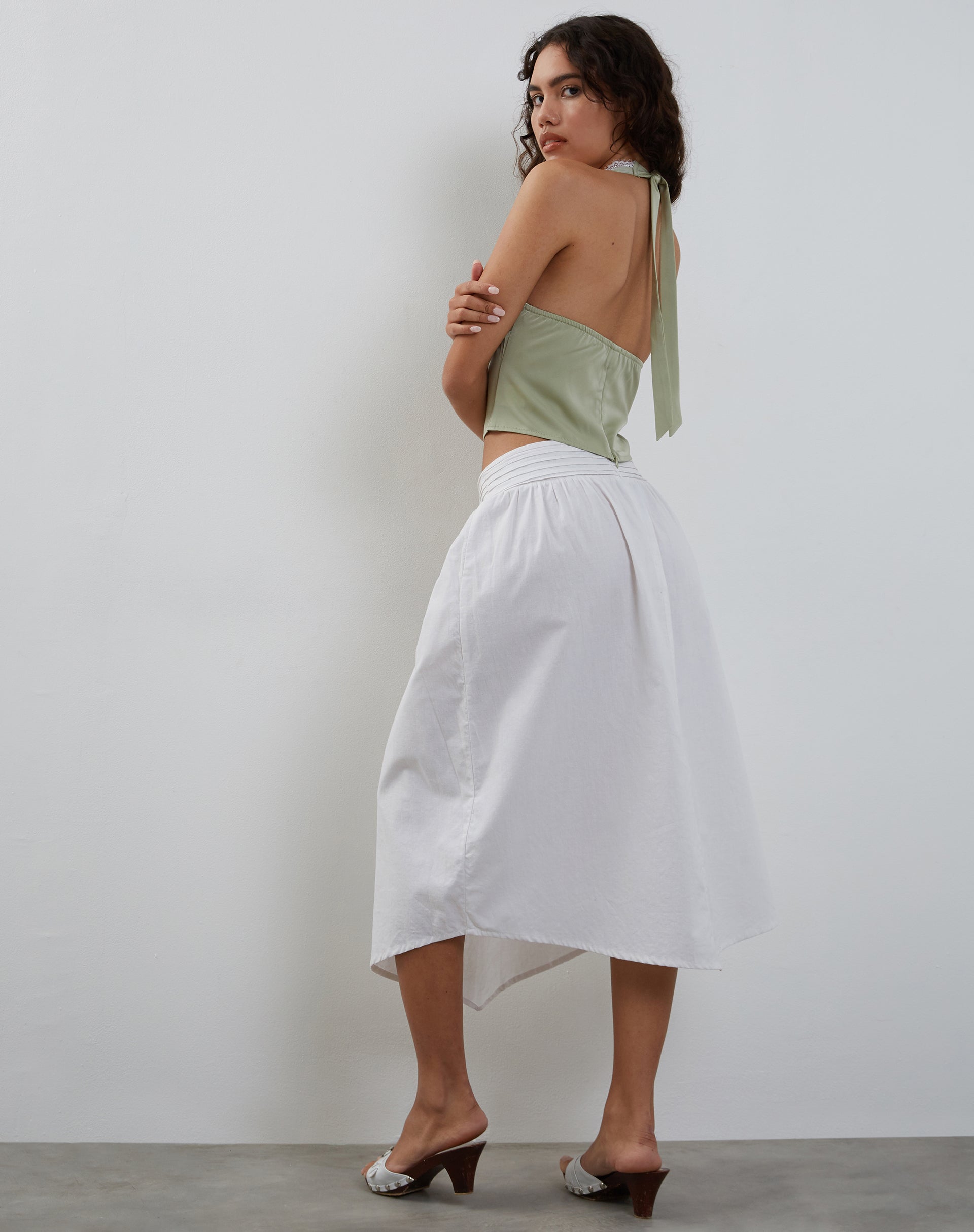 Bild von Mutsuki Neckholder-Top aus Satin Mint